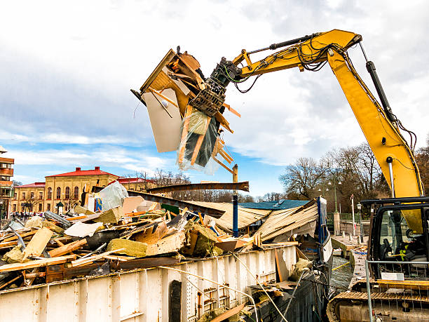 Yard Cleanup Services in Country Walk, FL